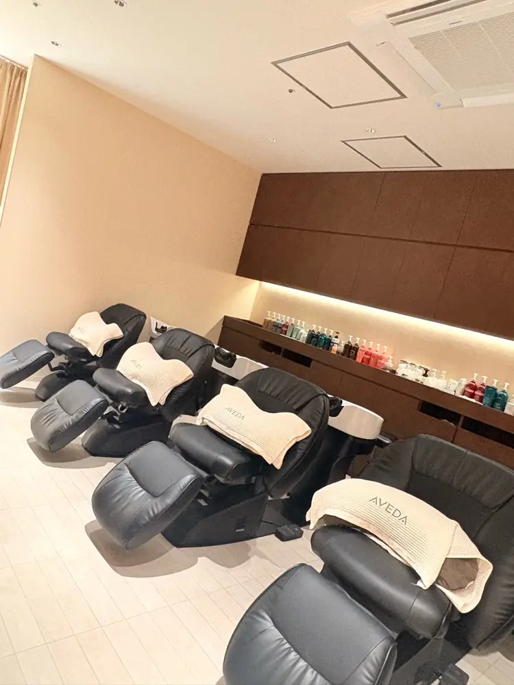 tricot AVEDA ららテラス北綾瀬店の内観・外観1