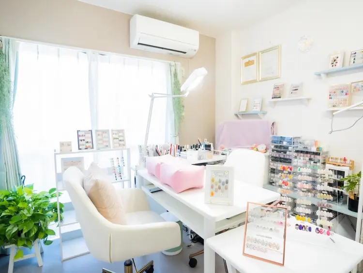 Prismoon  Nailの内観・外観1