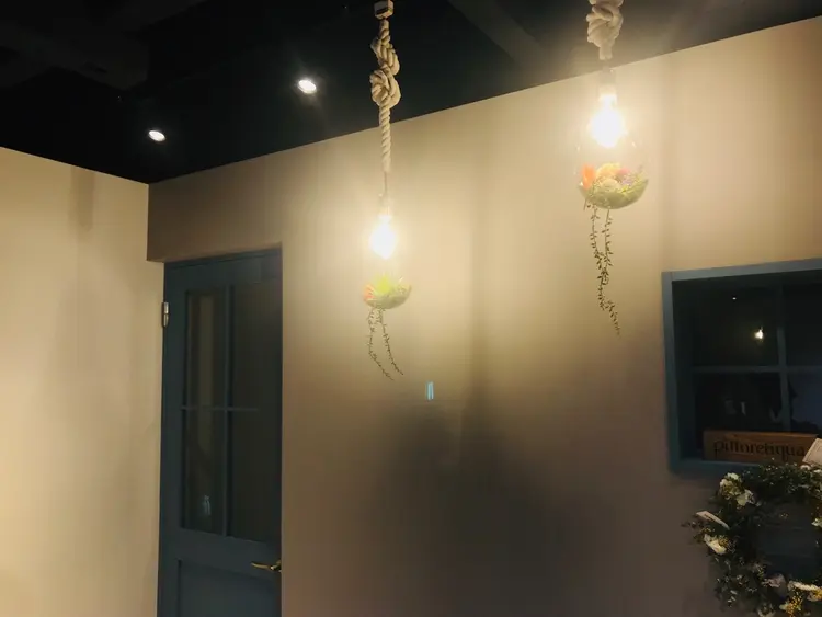 Lounge＆Hair  L i L iｋuの内観・外観2