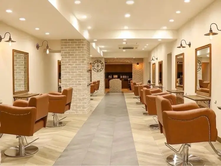 CIEL大分店の内観・外観1