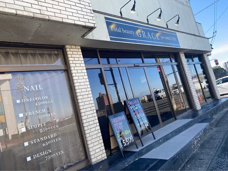 NEW FACEの内観・外観1