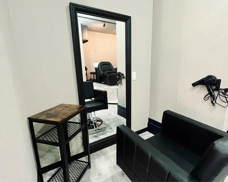 AYVY Hair&Spa 北千住の内観・外観2