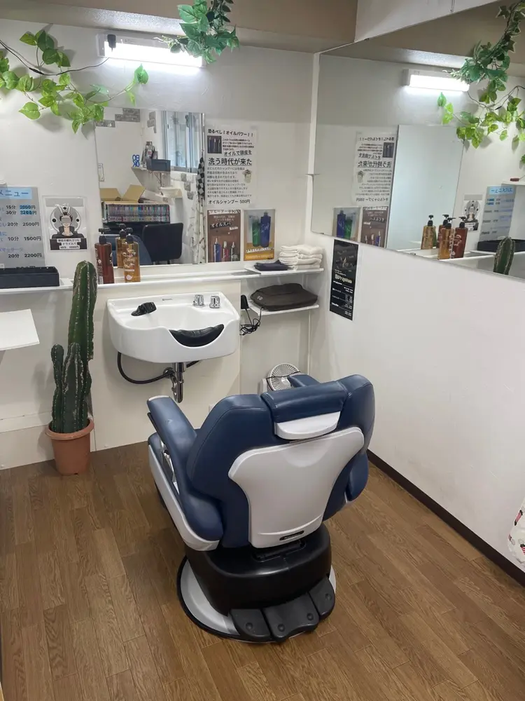 ヘアーステーション　ル，ショージの内観・外観3