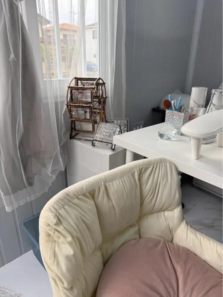 nail salon familleネイルサロン ファミーユの内観・外観1