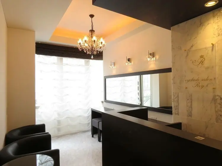 eyelash salon Rey姪浜店の内観・外観2