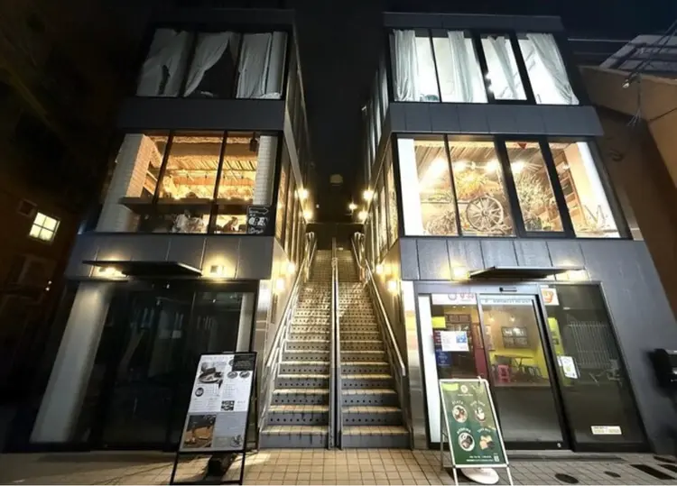 BELの内観・外観1