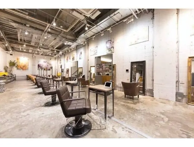NORA HAIR SALONの内観・外観1