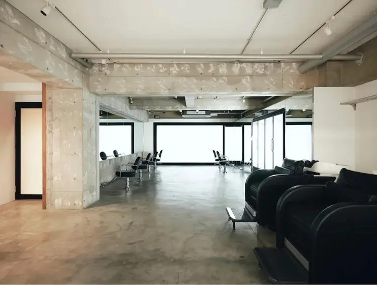 CAREERING・SALONの内観・外観2