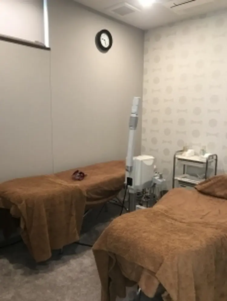 メナードフェイシャルサロン槇島店の内観・外観3