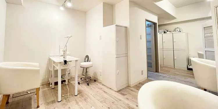 ネイル空間の内観・外観2