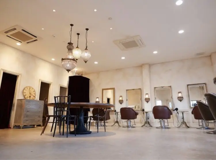 COME G  HEADの内観・外観1