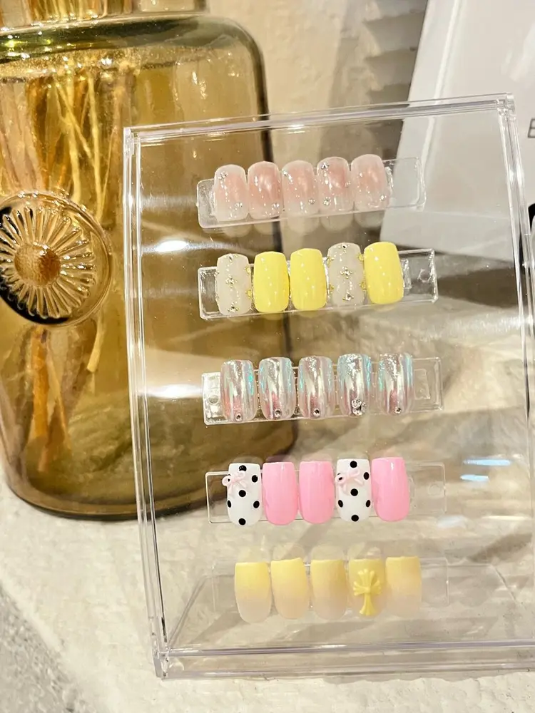 Ema nail 本町店の内観・外観2