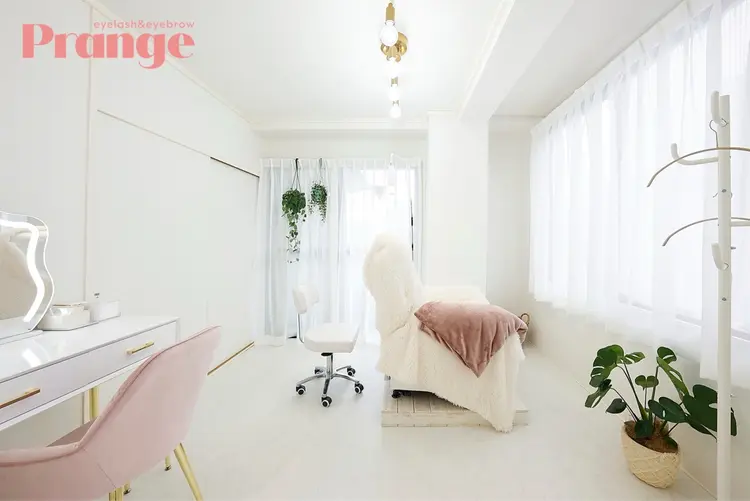 Prange eyelash&eyebrowの内観・外観1