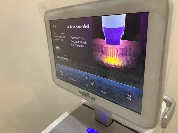 愛維美水光美肌専門店の内観・外観3