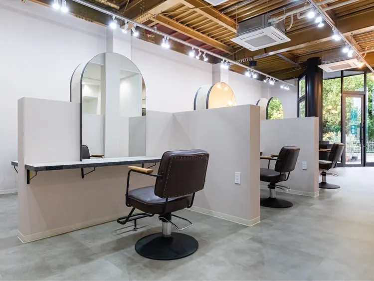 lili by CieL Smart Salonの内観・外観3
