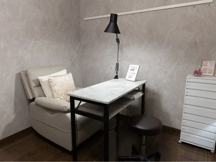 gloss by KAOの内観・外観1