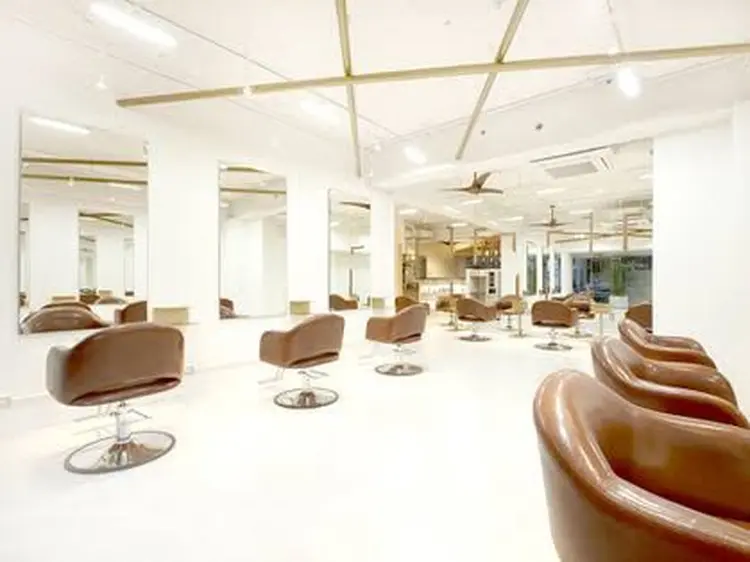 ORO武庫之荘店の内観・外観2