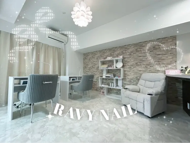 RAVY NAILの内観・外観1