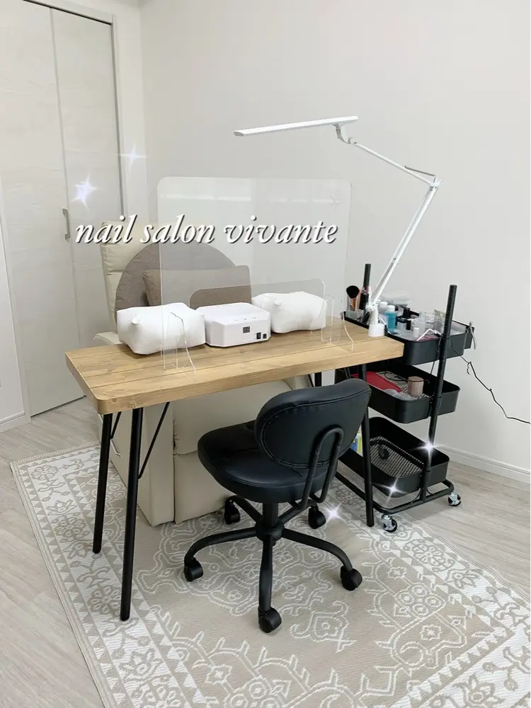 nail salon vivanteの内観・外観1