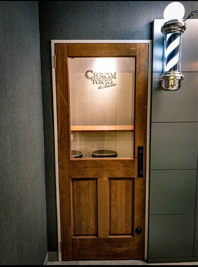 CHROM TOKYO the  Barber 新宿店の内観・外観1