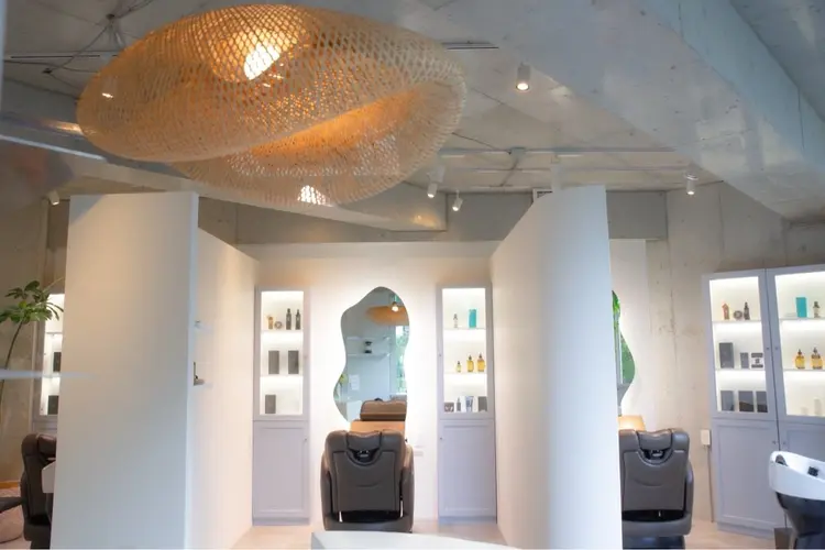 loe 薬院本店【ロエ】の内観・外観1