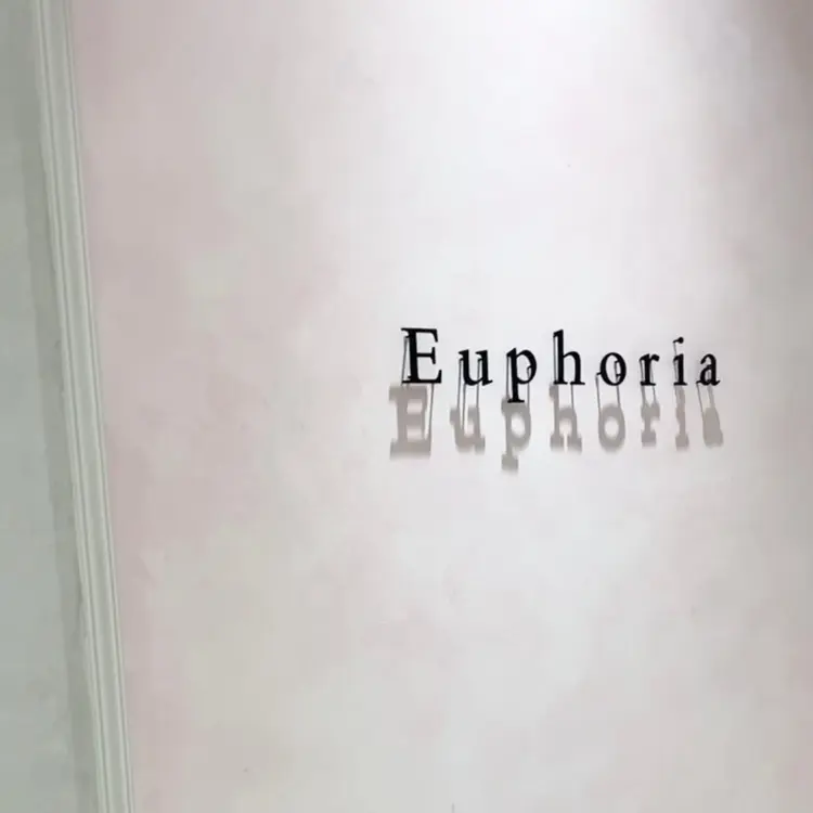 Euphoria 銀座三丁目店の内観・外観2