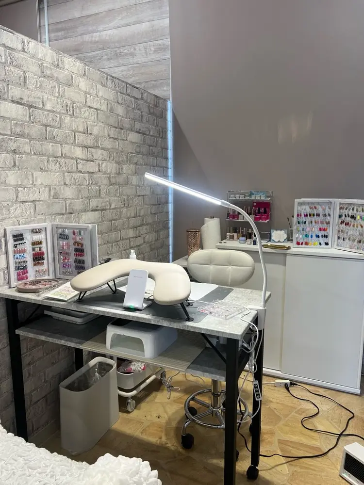 Luann nailの内観・外観2