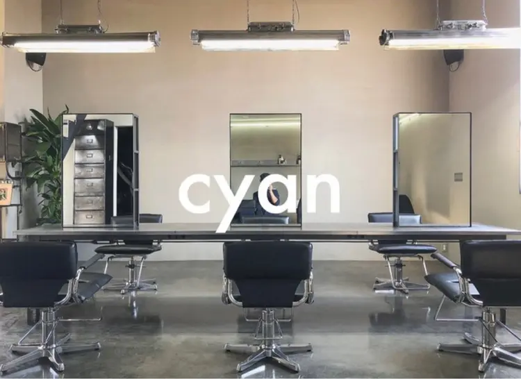 cyanの内観・外観1