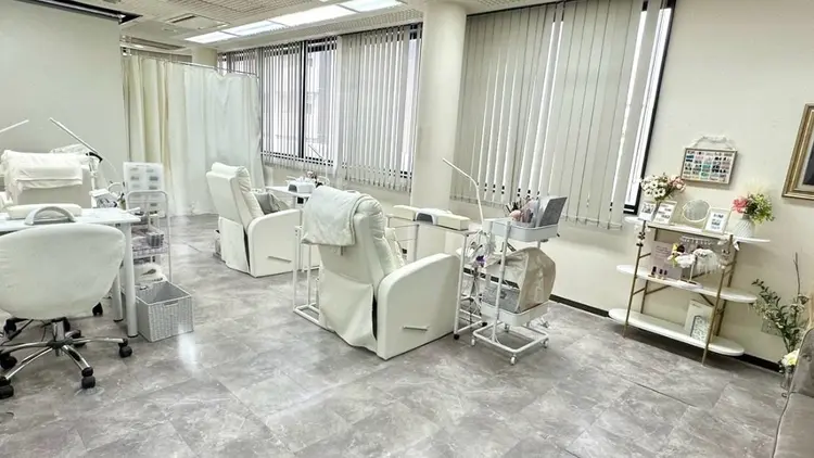nail salon chaiの内観・外観1