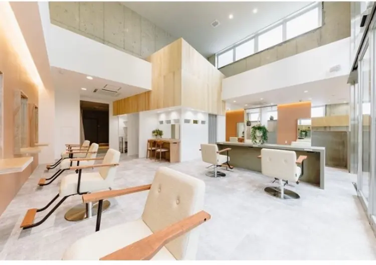 Rim hairs BEAU groupの内観・外観2