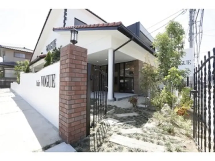 vogue小牧店の内観・外観1