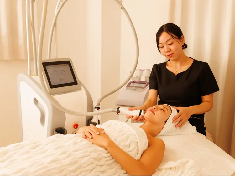 LILYの内観・外観1