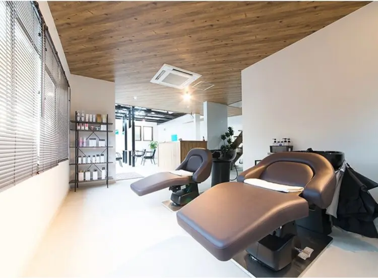 Q.HairLabの内観・外観2
