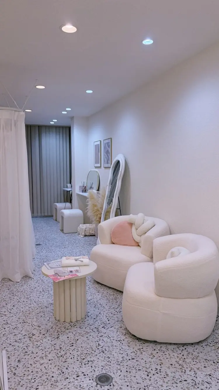 レディーシューの内観・外観3