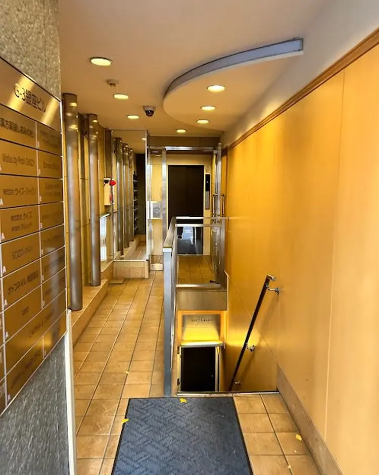 SOZO Hair Make GINZAの内観・外観2