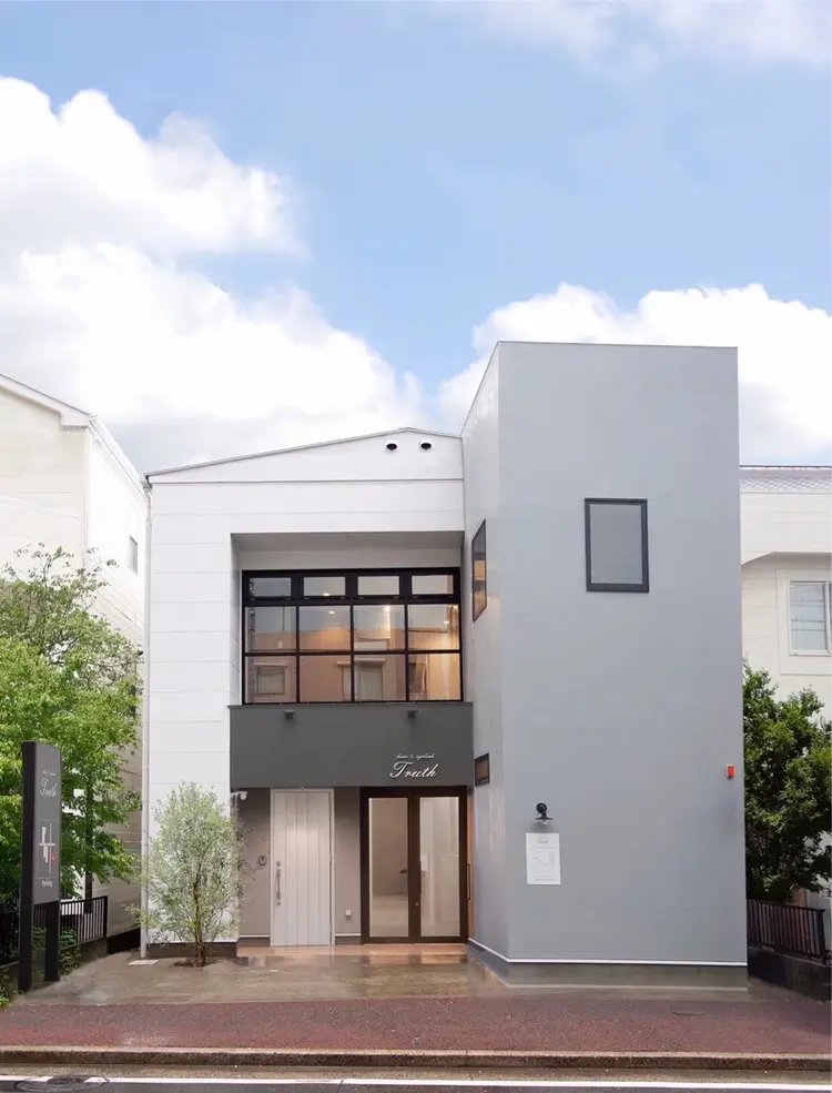 hair&eyelash Truthの内観・外観1