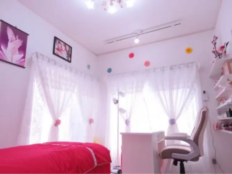 サロンドシェリーの内観・外観1