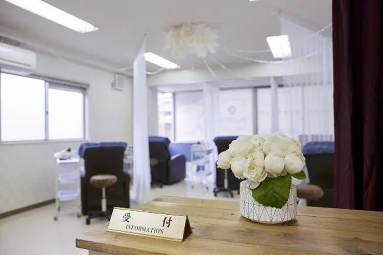 クレア南浦和店の内観・外観1