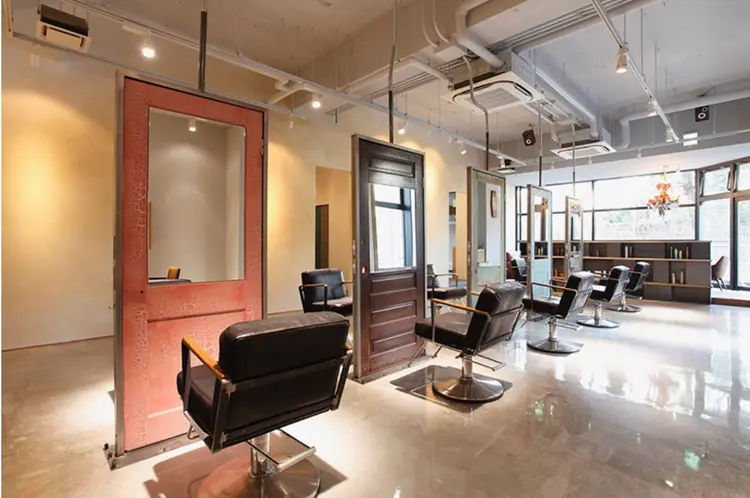 Michio Nozawa HAIR SALON Ginzaの内観・外観1