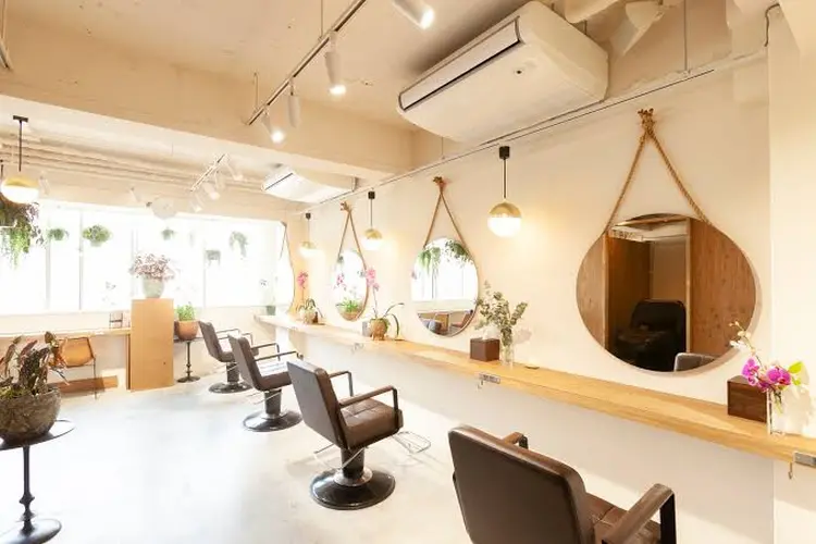 munica表参道の内観・外観2