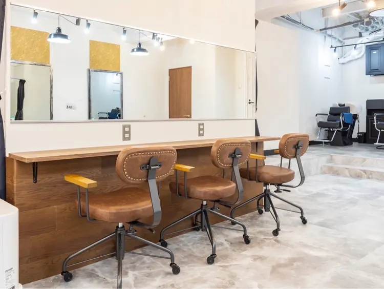 hair resort AI 浅草店の内観・外観2
