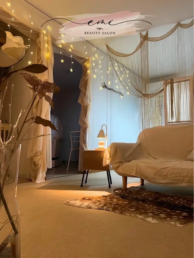 まつげと眉毛のお店emi+の内観・外観3