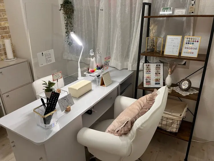 PALMNAILの内観・外観2