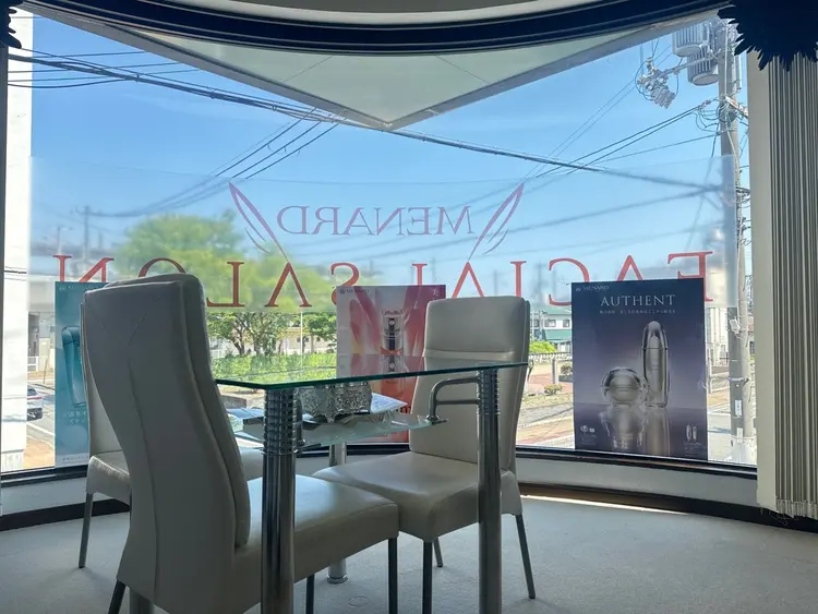 メナードフェイシャルサロン　京口駅前の内観・外観2