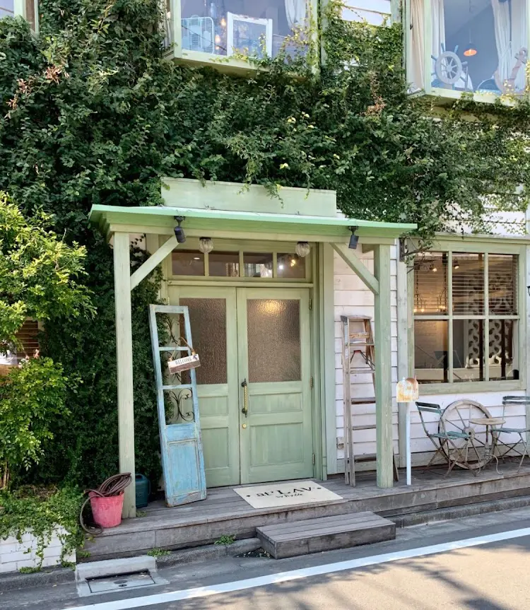 Belle 新宿店の内観・外観2