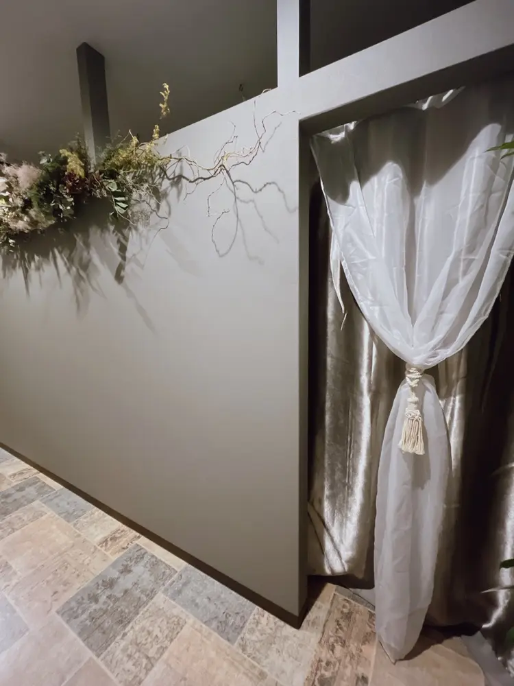 眠れる森の内観・外観1