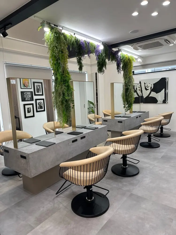 BIRCH~mishima~本店の内観・外観2