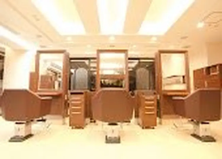 ファーレンピュアスイート店の内観・外観1