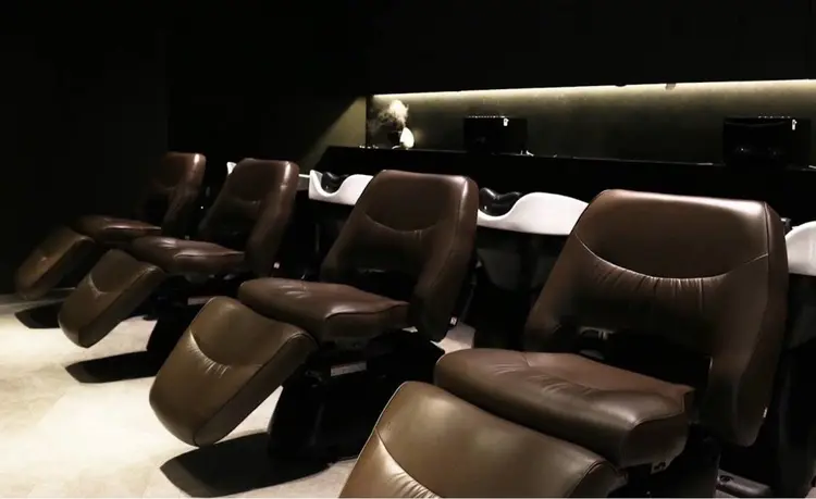 VLOW nex the salon 表参道の内観・外観2