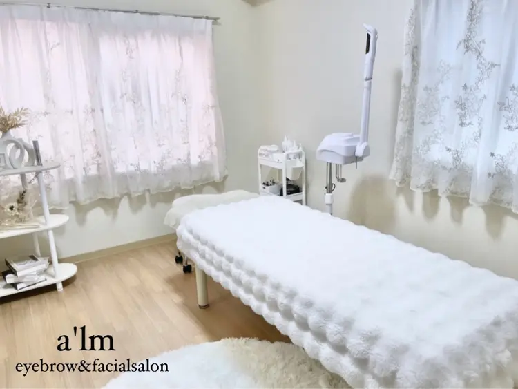 アイブロウ&フェイシャルサロンa‘lmの内観・外観1